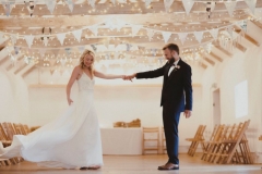 Early Autumn Wedding - 25