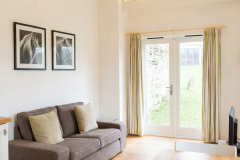 002 number-1-lounge-1