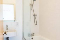 004 number-1.5-bathroom