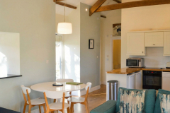 007 number-2-lounge-2-1