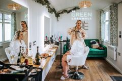 Getting Ready in Preen